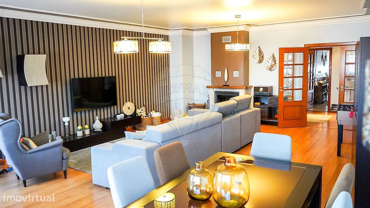 3 bedrooms Duplex in Vila Franca de Xira, Portugal No. 248770