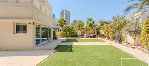 4 Schlafzimmer Villa in Meadows, UAE, Nr. 112146 8