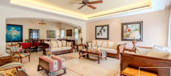 4 Schlafzimmer Villa in Meadows, UAE, Nr. 112146 2