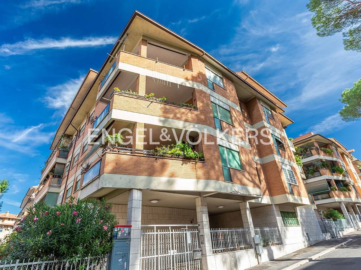 2 bedrooms Apartment in Rome, Italy No. 333622