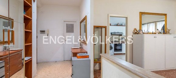 2 bedrooms Apartment in Rome, Italy No. 333622 4