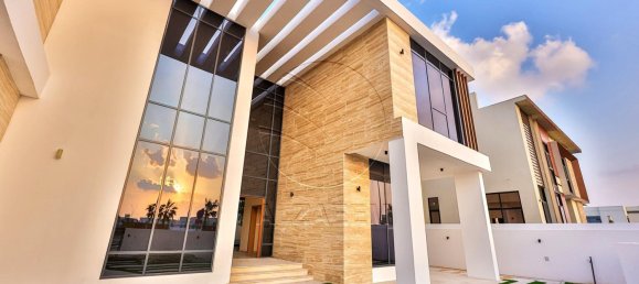 5 bedrooms Villa in Yas Island, UAE No. 29143 3