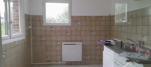 2 bedrooms House in Plomion, France No. 211047 3