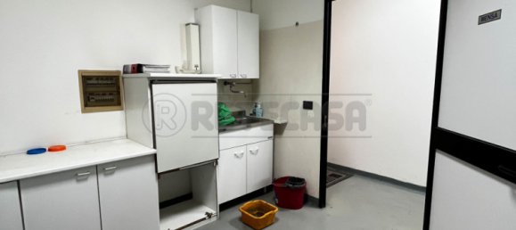 Коммерческая недвижимость 434м² в Аркуньяно, Италия № 224404 20