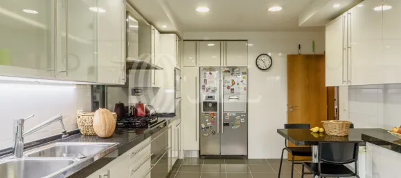 5 chambres Duplex à Lisbon, Portugal No. 104118 4