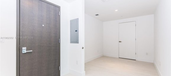1 Schlafzimmer Gewerbliche Immobilien in Miami, USA, Nr. 615784 22