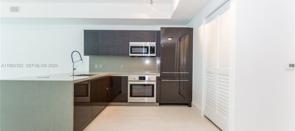 1 Schlafzimmer Gewerbliche Immobilien in Miami, USA, Nr. 615784 24