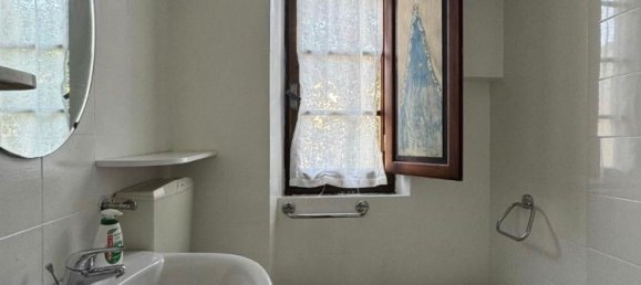 5 rooms Apartment in Forte dei Marmi, Italy No. 159486 8