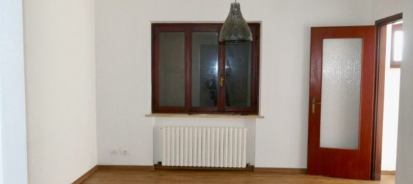 4 chambres Maison à Pordenone, Italy No. 258911 9