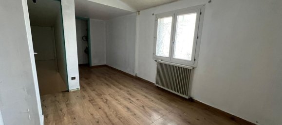 2 غرف نوم منزل في La Courneuve, France رقم 188313 10