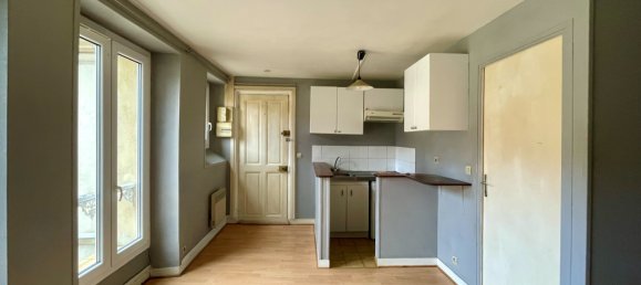 Estudio en Senlis, France No. 45768 3