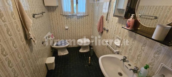 3 bedrooms Villa in Comacchio, Italy No. 163929 4