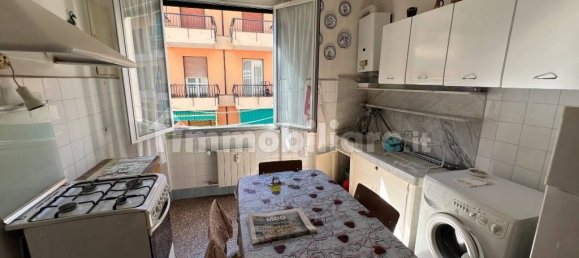 2 Schlafzimmer Wohnung in Genoa, Italy, Nr. 349991 20