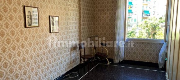 2 Schlafzimmer Wohnung in Genoa, Italy, Nr. 349991 5