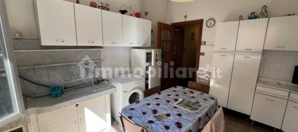 2 Schlafzimmer Wohnung in Genoa, Italy, Nr. 349991 2