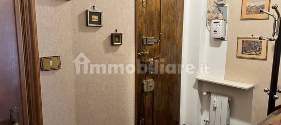 2 Schlafzimmer Wohnung in Genoa, Italy, Nr. 349991 3