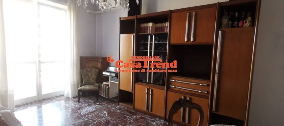 2 Schlafzimmer Wohnung in Turin, Italy, Nr. 272819 8