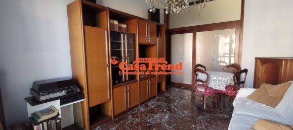 2 Schlafzimmer Wohnung in Turin, Italy, Nr. 272819 9