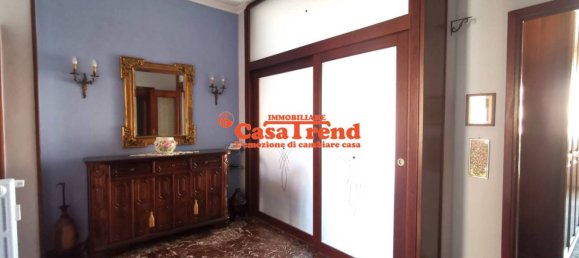 2 Schlafzimmer Wohnung in Turin, Italy, Nr. 272819 5