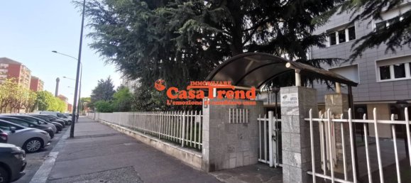 2 Schlafzimmer Wohnung in Turin, Italy, Nr. 272819 3