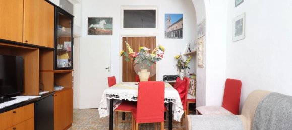 3 rooms Apartment in Città Sant'Angelo, Italy No. 137021 2