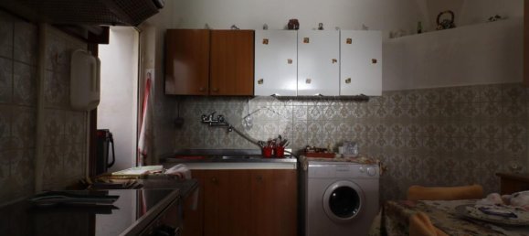 3 rooms Apartment in Città Sant'Angelo, Italy No. 137021 4