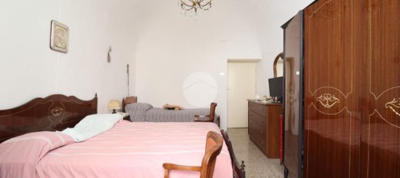 3 rooms Apartment in Città Sant'Angelo, Italy No. 137021 5