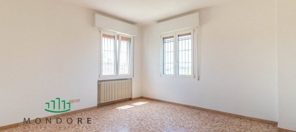 Villa de 6 dormitorios en Calderara di Reno, Italy No. 355849 16