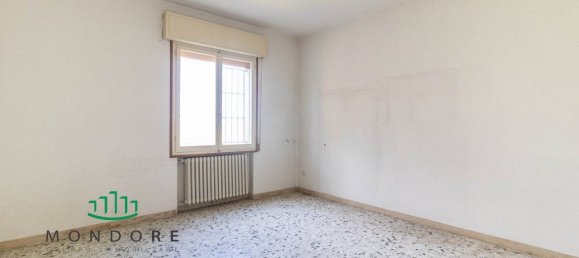 Villa de 6 dormitorios en Calderara di Reno, Italy No. 355849 32