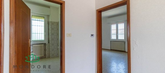 Villa de 6 dormitorios en Calderara di Reno, Italy No. 355849 11