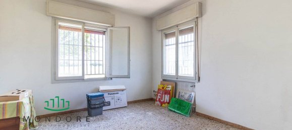 Villa de 6 dormitorios en Calderara di Reno, Italy No. 355849 31