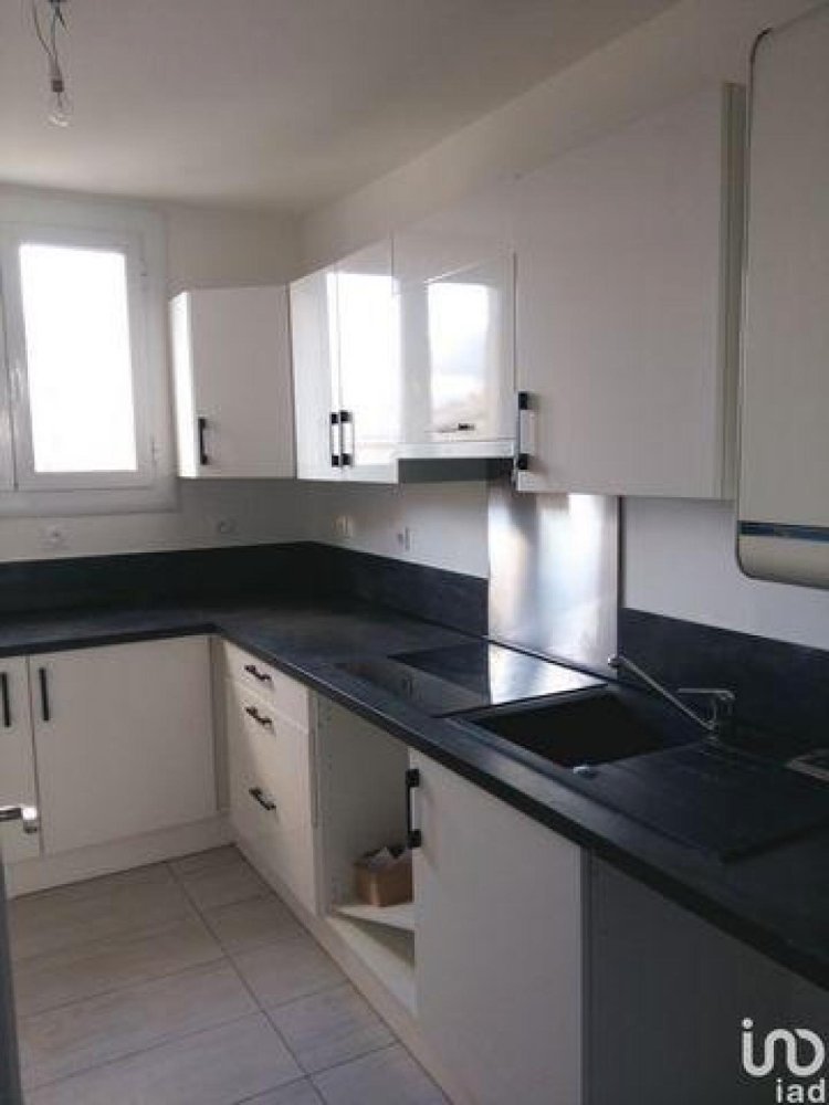 3 bedrooms Condo in Perpignan, France No. 24093