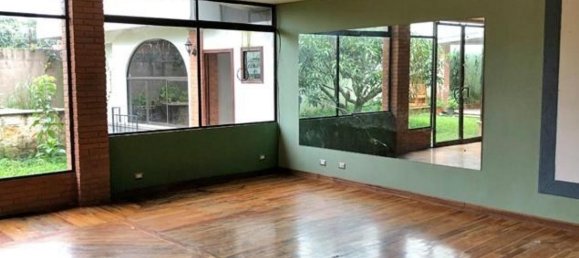 5 bedrooms House in Curridabat, Costa Rica No. 1184 3
