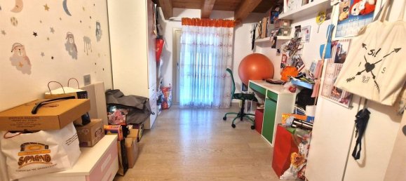 Дом с 4 комнатами в Кьоджа, Италия № 135542 12