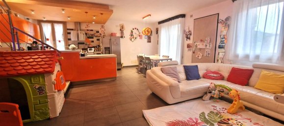 Дом с 4 комнатами в Кьоджа, Италия № 135542 7