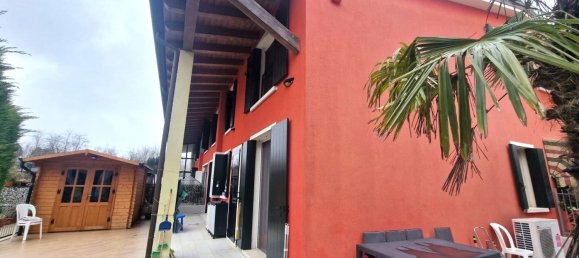 Дом с 4 комнатами в Кьоджа, Италия № 135542 20