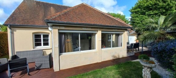 3 bedrooms House in Chambray-les-Tours, France No. 55037 30