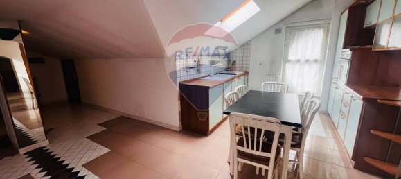 2 Schlafzimmer Penthouse in Campobasso, Italy, Nr. 69649 2