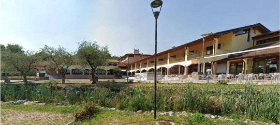 124m² Commercial property in Manerba del Garda, Italy No. 329828 8