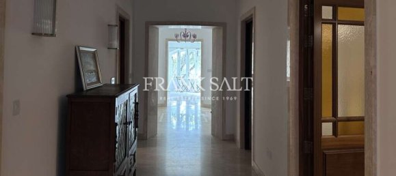 2 bedrooms Apartment in Floriana, Malta No. 10625 6