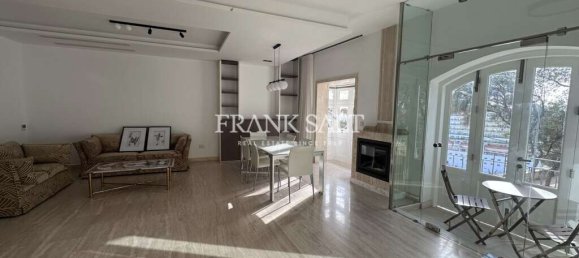 2 bedrooms Apartment in Floriana, Malta No. 10625 4