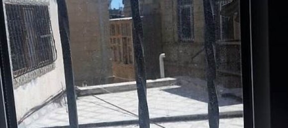 5 bedrooms House in Baku, Azerbaijan No. 227 3