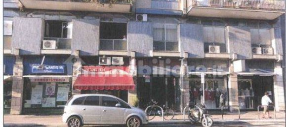 2 bedrooms Apartment in Bari, Italy No. 371089 3