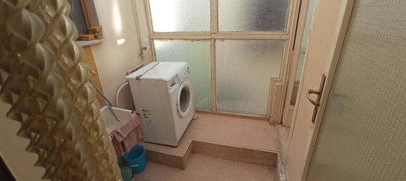 4-salle Appartement à Cerignola, Italy No. 180143 8