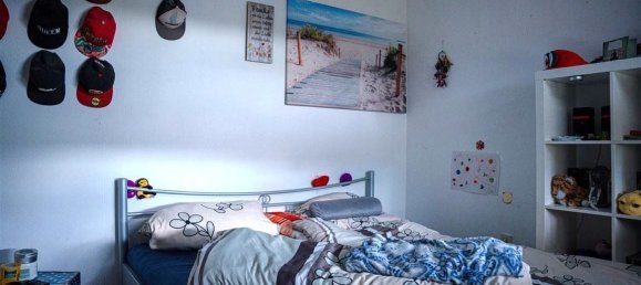 Квартира с 4 комнатами в Neu-Ulm, Германия № 322606 8