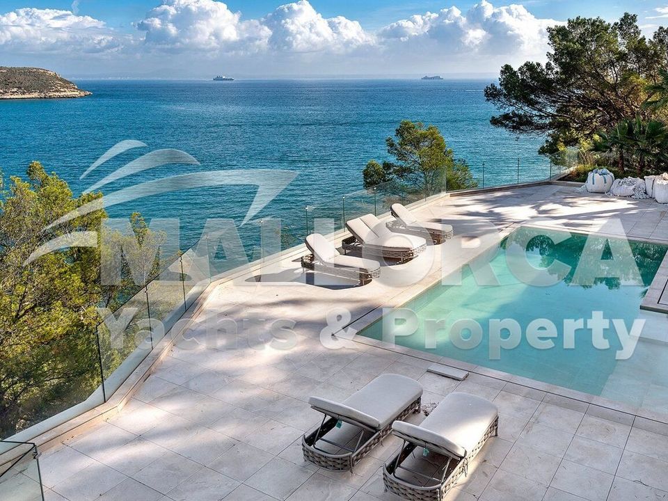 5 bedrooms Villa in Cala Vinyes, Spain No. 281789