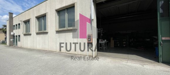 5 rooms Warehouse in Fossò, Italy No. 281484 17
