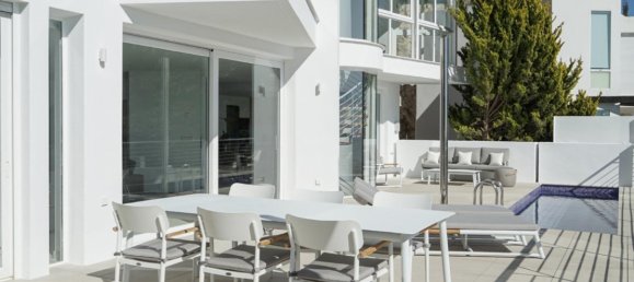 5 bedrooms Villa in Altea, Spain No. 6982 8