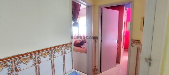 2 Schlafzimmer Wohnung in Corroios, Portugal, Nr. 270641 7