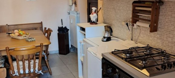 2 bedrooms Apartment in Turin, Italy No. 333851 9